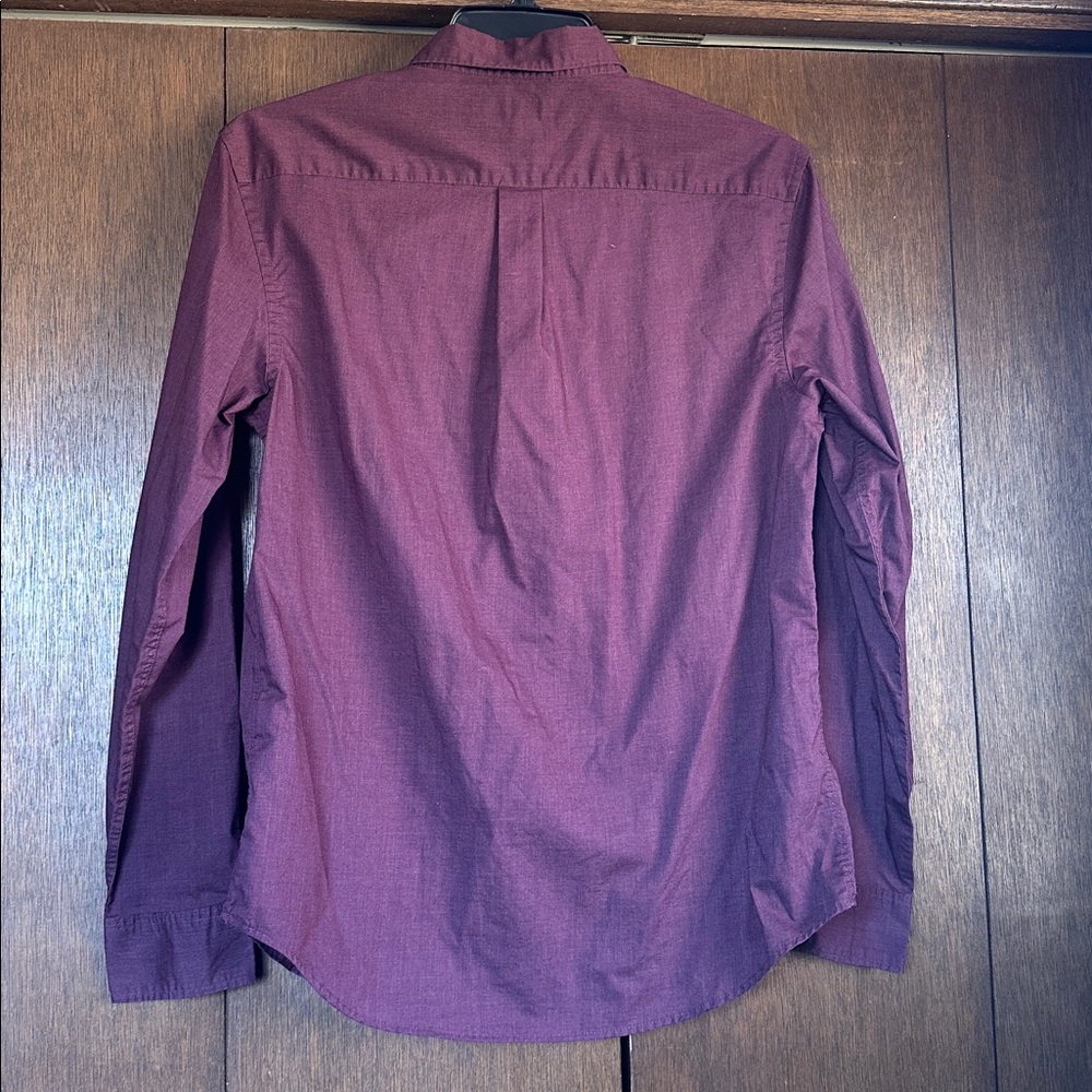 Old Navy Men's Maroon Casual Button-Down Shirt slim fit size M - Picture 3 of 4